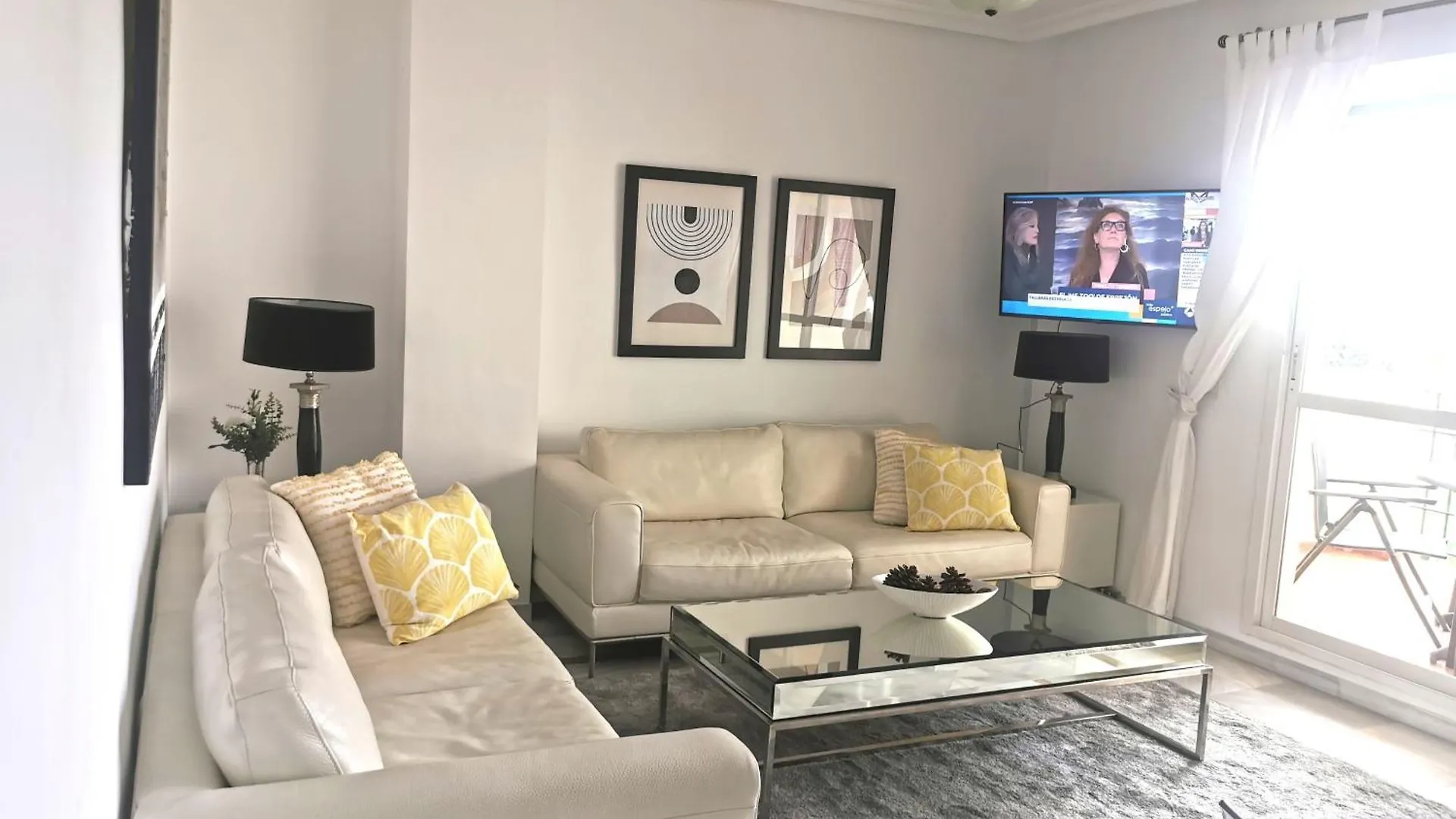 Stunning 2Bed Apartment In Marbella - Pto Banus 0*,  Spanien