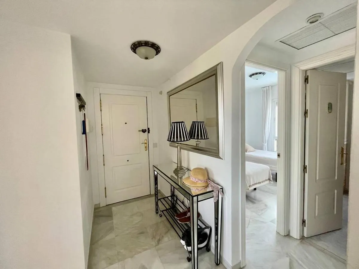 Stunning 2Bed Apartment In Marbella - Pto Banus 0*,