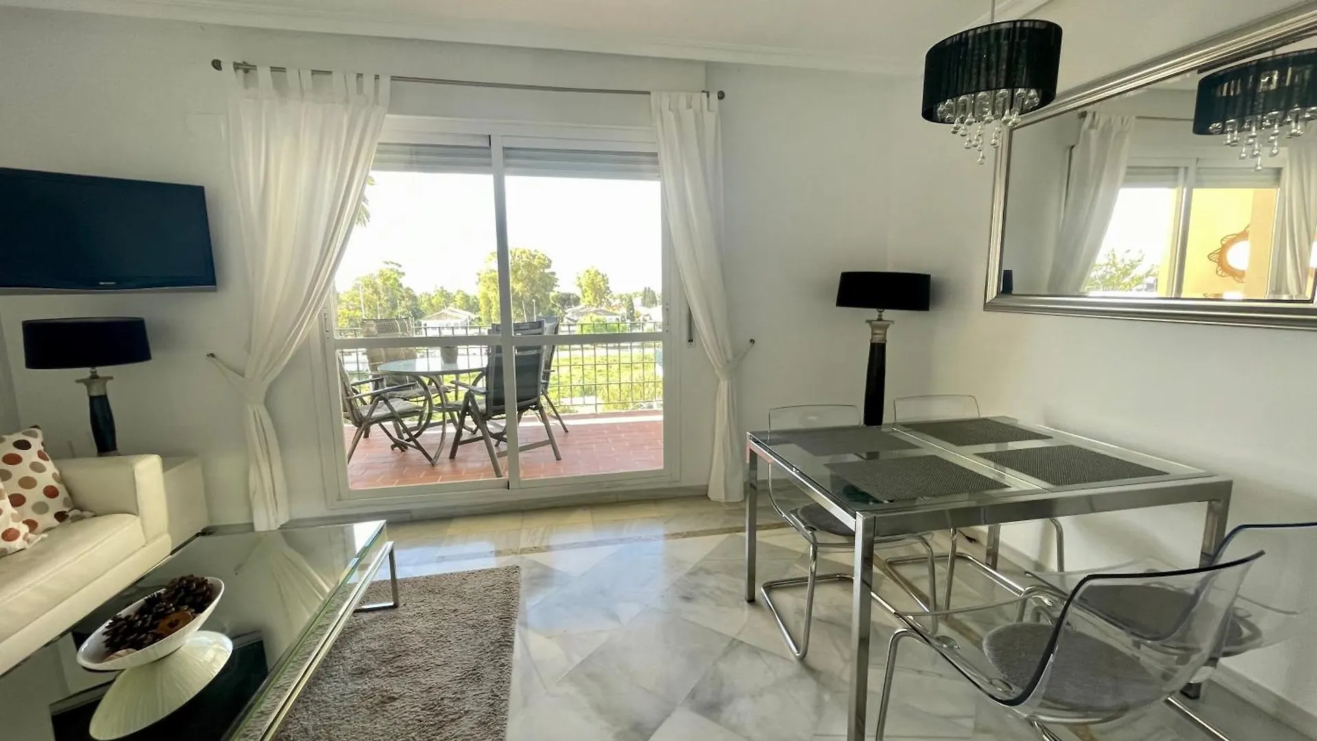 Stunning 2Bed Apartment In Marbella - Pto Banus Spain